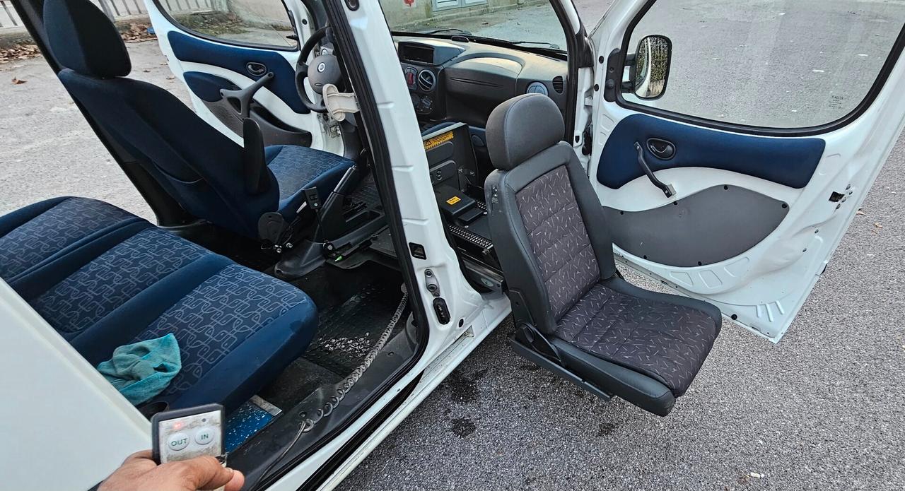 Fiat Doblo 1.9 JTD TRASPORTO DISABILI