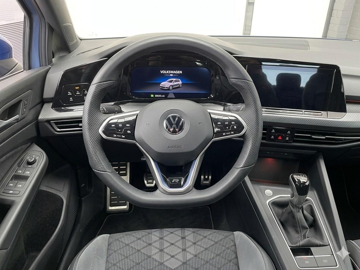 Volkswagen Golf 1.5 TSI R-Line