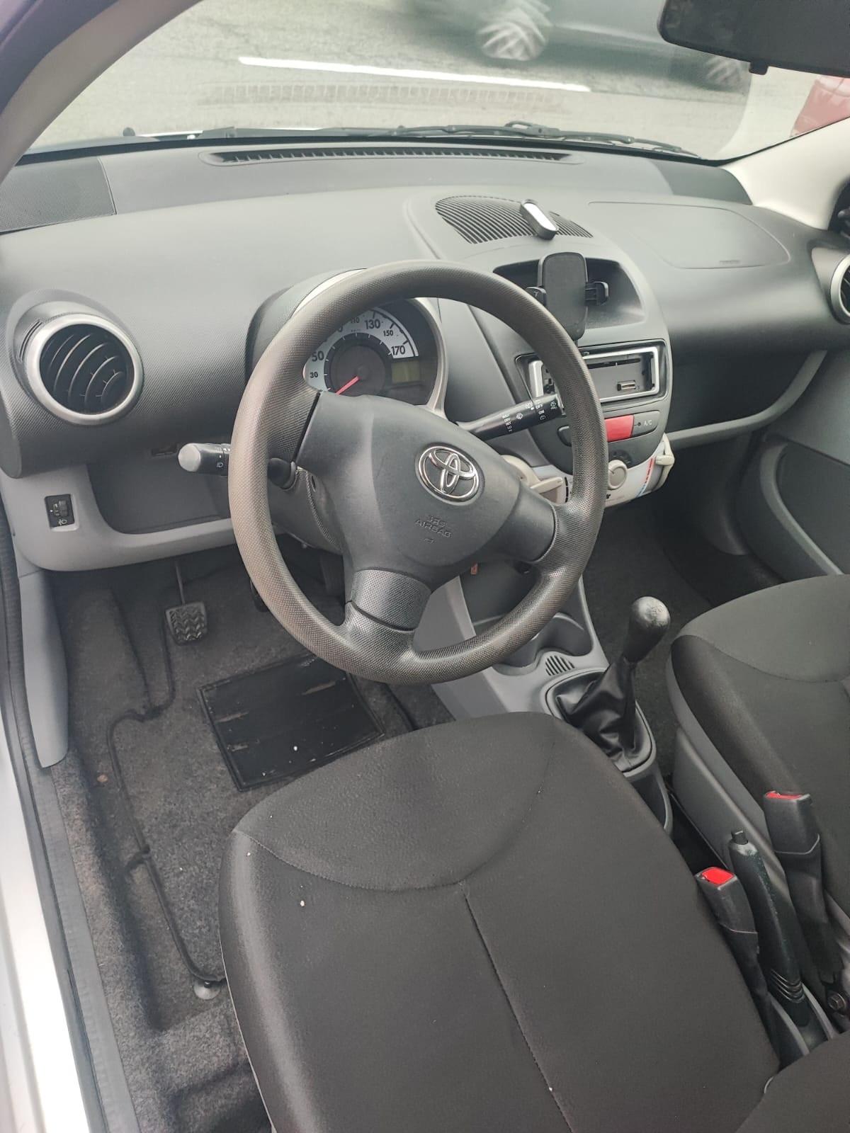 Toyota Aygo 1.0 12V VVT-i 5 porte Sol
