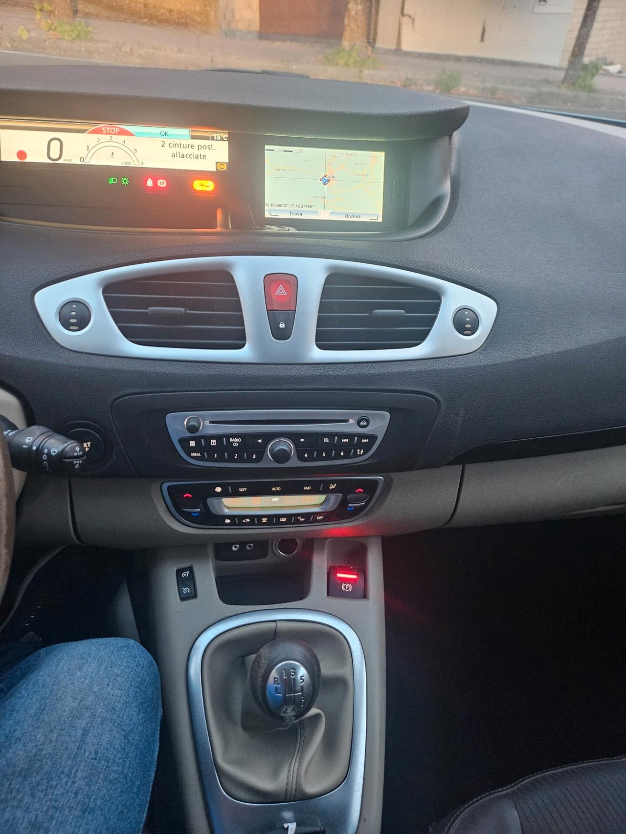 Renault Scenic X-Mod 1.5 dCi 110CV 2010