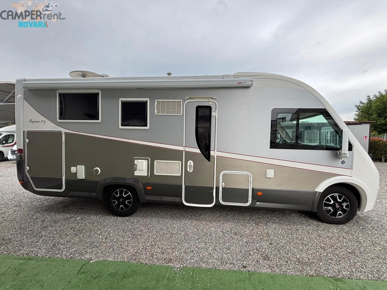 ELNAGH MAGNUM 81G - motorhome con letto nautico in coda e maxi garage