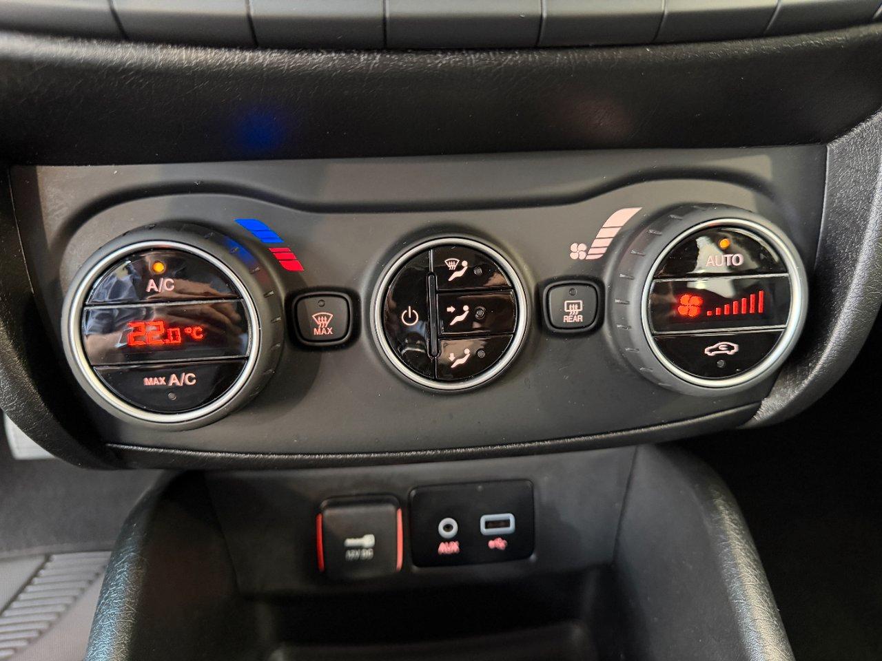 Fiat Tipo 5 Porte 1.6 mjt Lounge s&s 120cv dct - Navi - Carplay - Telecamera