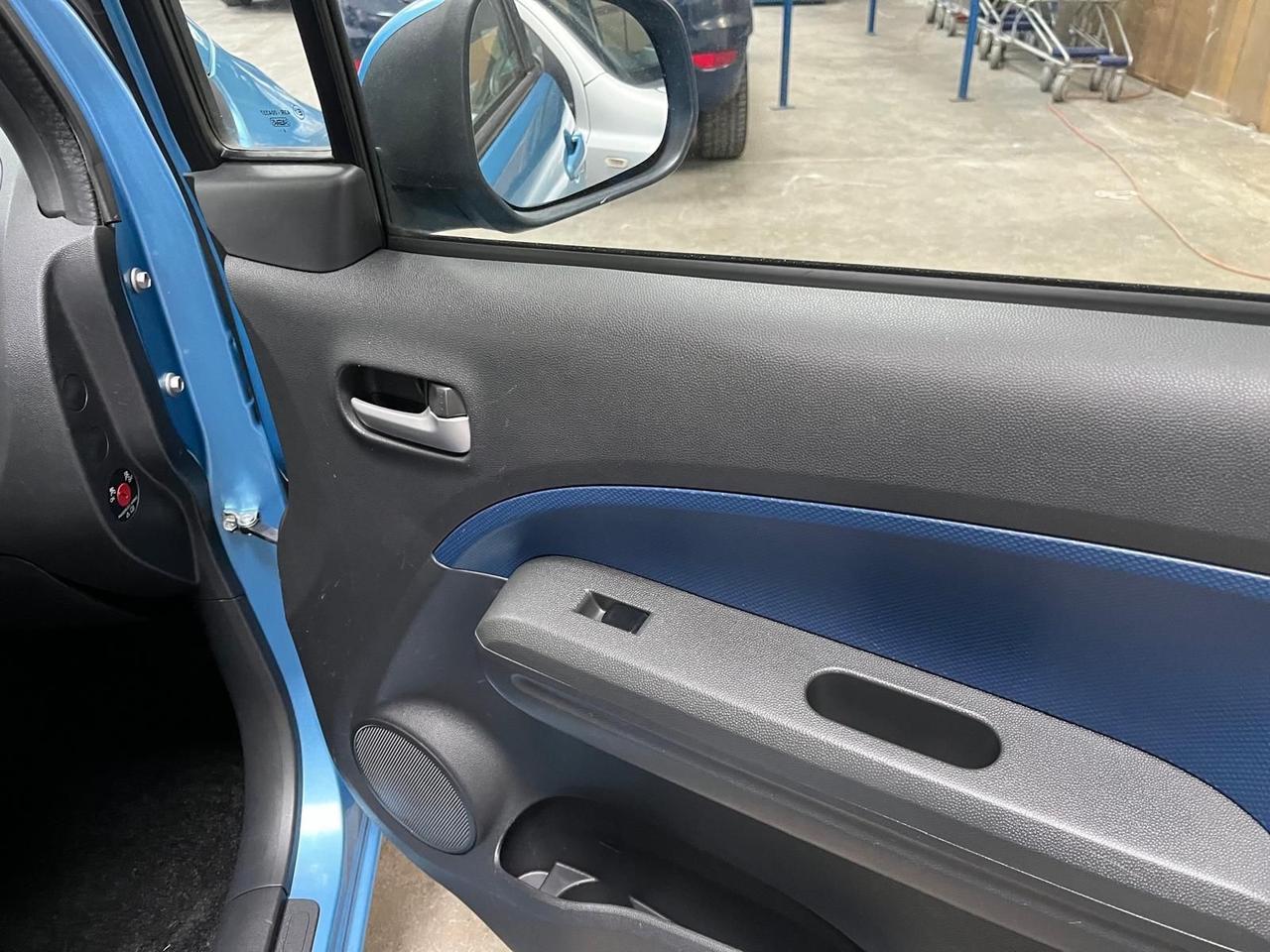 Opel Agila 1.0 12V 65CV Enjoy neopatentati