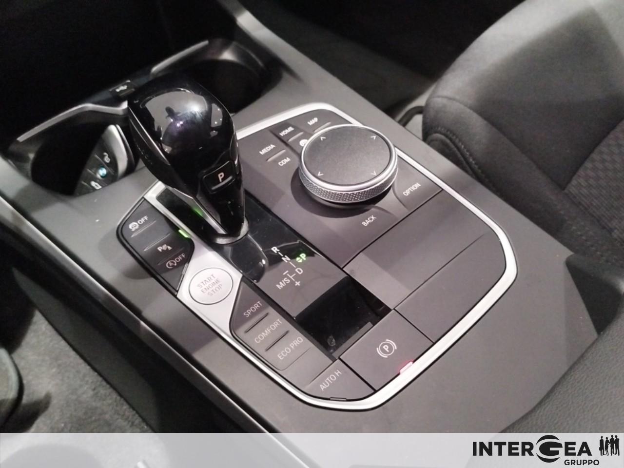 BMW 118d Business Advantage auto