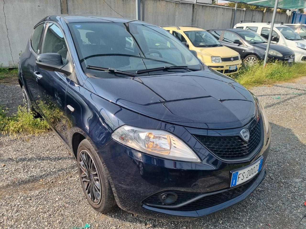 Lancia Ypsilon 1.2 69 CV 5 porte GPL Ecochic Gold