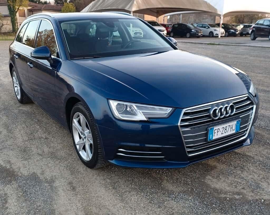 Audi A4 2.0 TDI 150 CV ultra S tronic Design