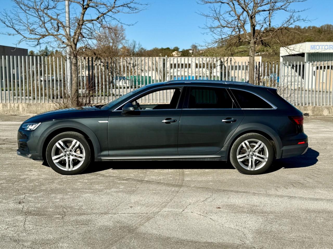 Audi A4 allroad 2.0 TDI 190 CV S-tronic 4x4 S-Line