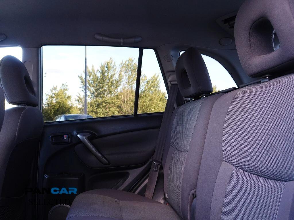 Toyota RAV 4 RAV4.com 2.0 Tdi D-4D cat 5 porte