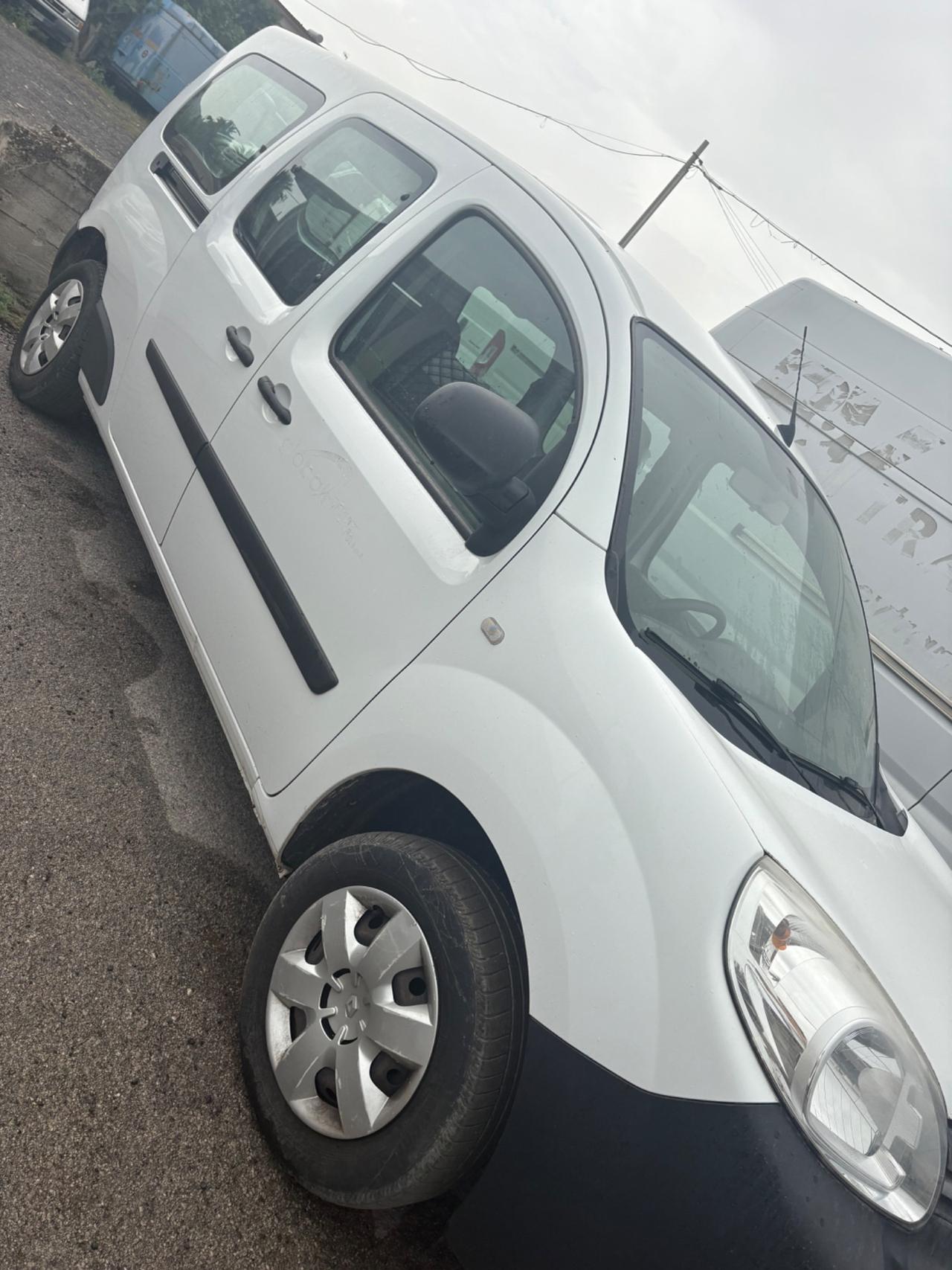 Renault Kangoo Blue dCi 115CV Express Maxi Combi Ice