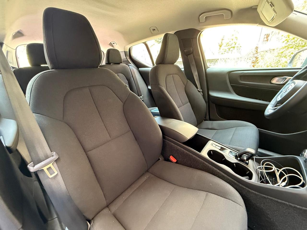 Volvo XC40 B3 automatico Plus Dark