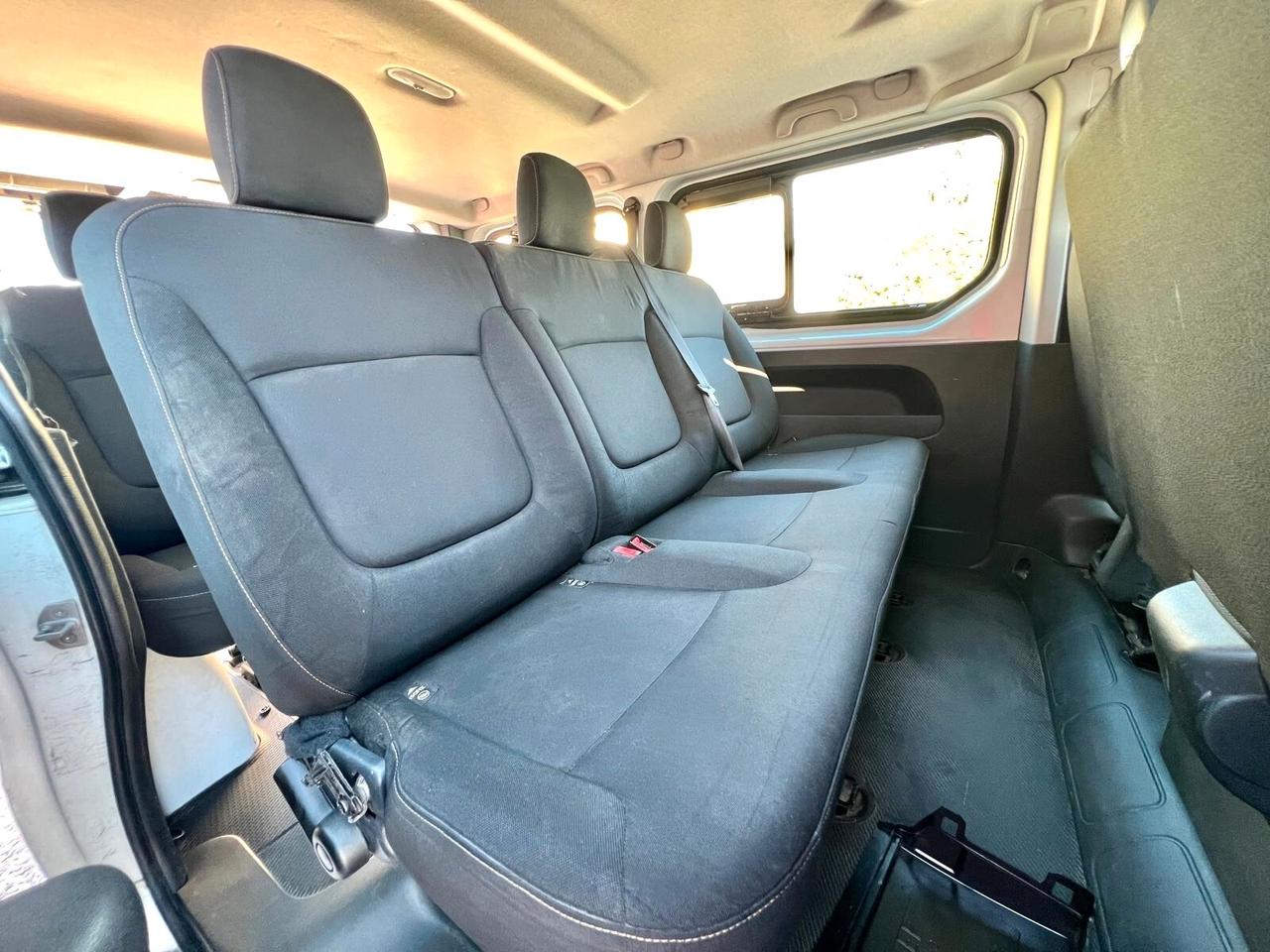 Renault Trafic 1.6 dci 9 posti