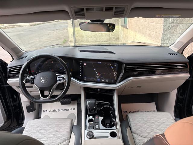 VOLKSWAGEN Touareg 3.0 V6 TDI SCR Elegance ESENTE DA SUPERBOLLO