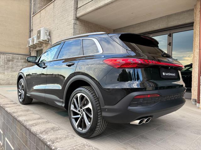 AUDI Q5 2.0 TDI mHEV+ S tronic quattro Business Advanced.