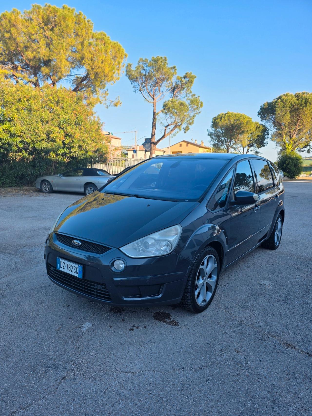 Ford S-Max Titanium 7 posti