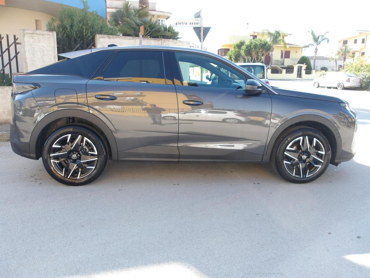 PEUGEOT 3008 Hybrid 145 e- DCS6 Allure
