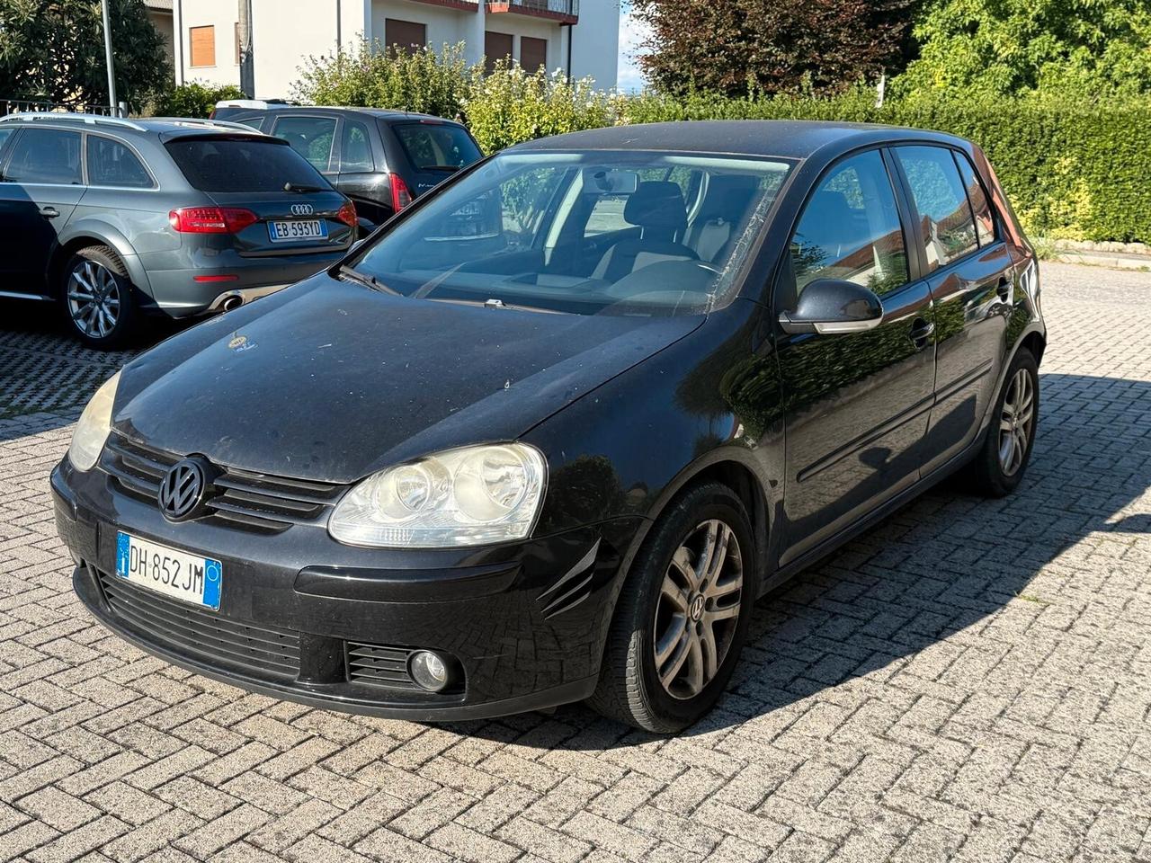 Volkswagen Golf 1.6 16V FSI 5p. Sportline