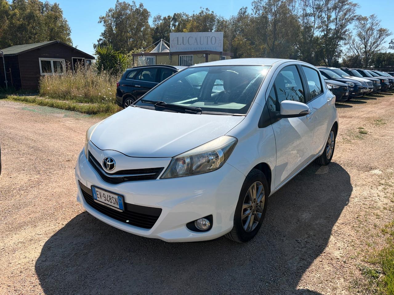TOYOTA YARIS 1.0 TREND 68CV ANNO 2014 GARANZIA TOYOTA APPROVED