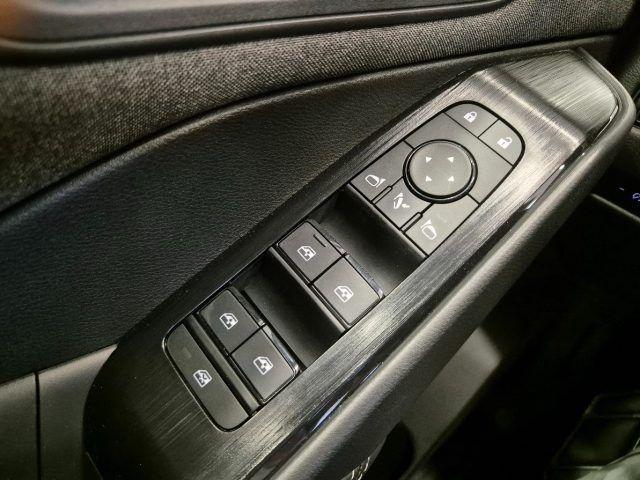 NISSAN Qashqai Acenta MHEV 140 CV N1 Autocarro