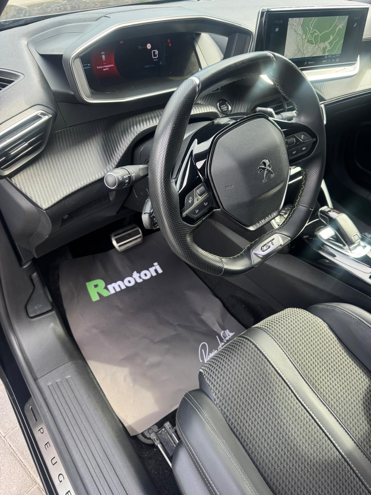 Peugeot 2008 BlueHDi 130 S&S EAT8 GT