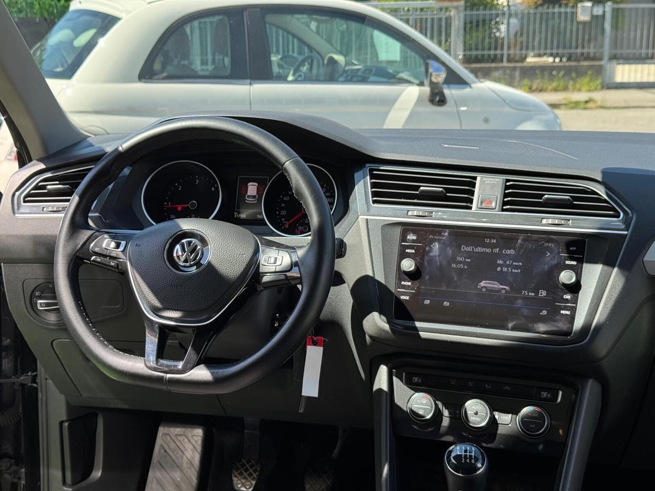 Volkswagen Tiguan 1.6 TDI R-LINE BlueMotion Technology