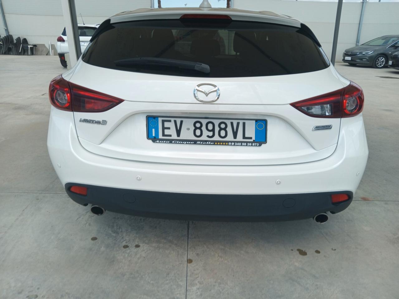 MAZDA 3 DISEL 2.2 C.V 150 AUTOM IL TOP CON PROB I AL MOTORE