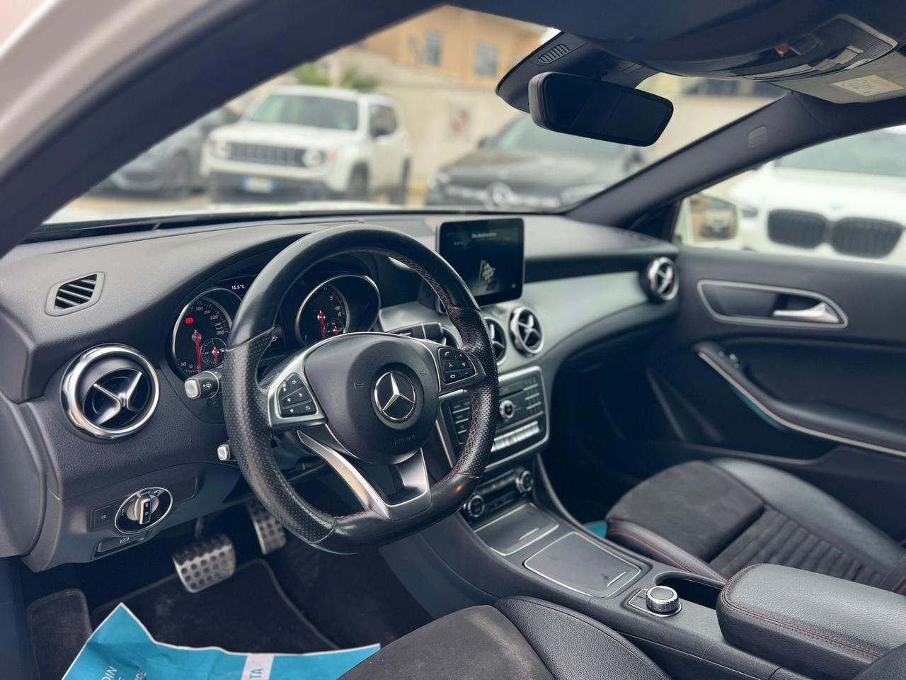 Mercedes-benz GLA 200 d Automatic Premium