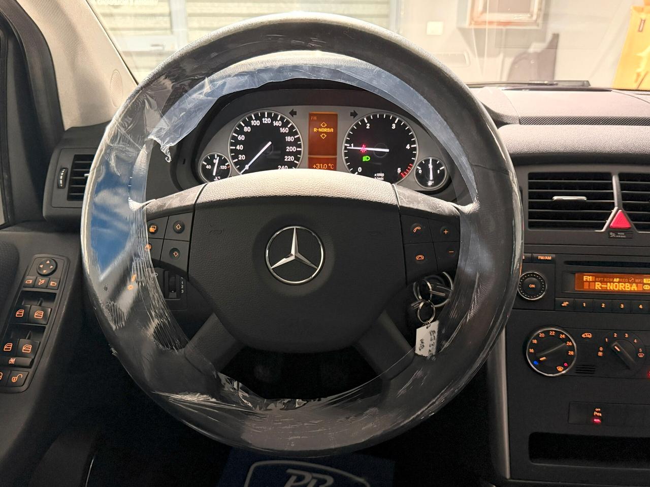 Mercedes-benz B 200 CDI EXECUTIVE RESTYLING PDC UNICO P.