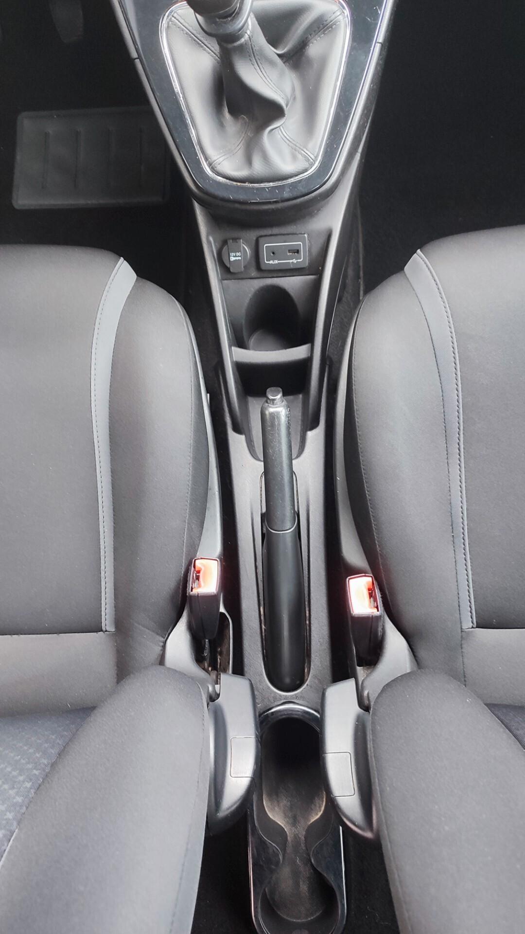 Lancia Ypsilon 1.2 69 CV 5 porte Silver