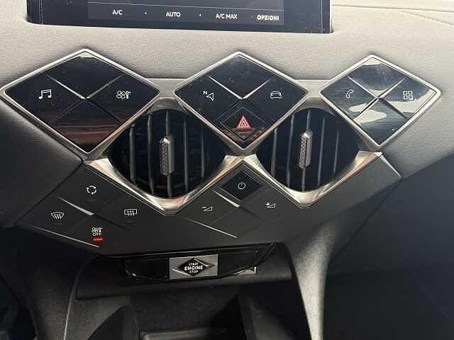 DS DS 3 Crossback DS 3 Crossback PureTech 100 Performance Line