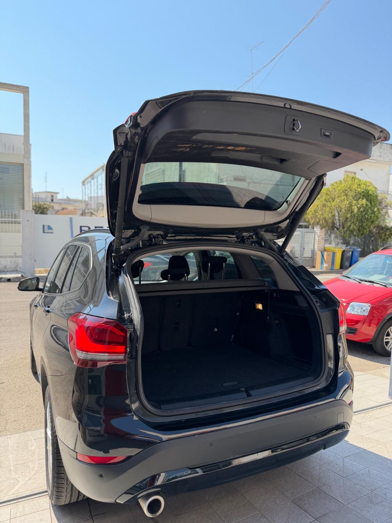 Bmw X1 16d sDrive-2020/LED/NAVI/16”