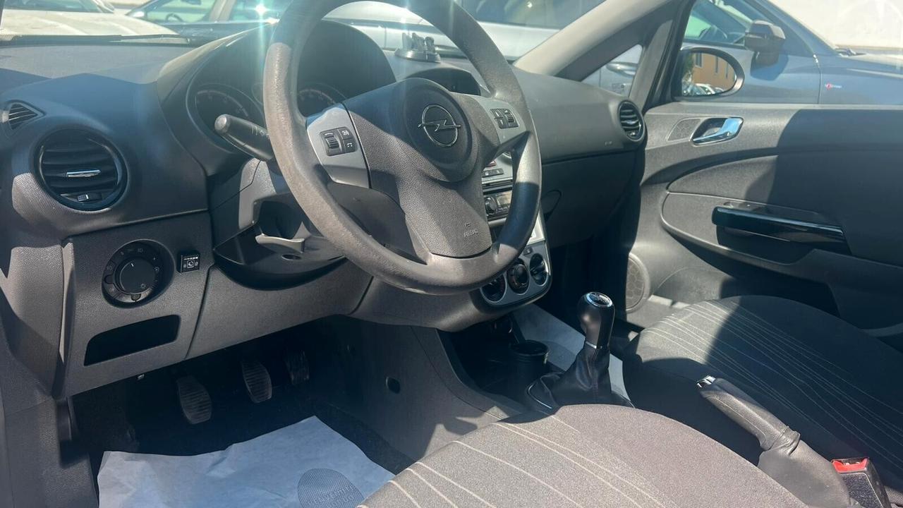 Opel Corsa 1.2 5 porte Club IMPIANTO GPL Nord Italia
