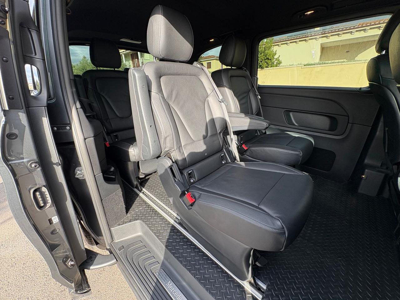 Mercedes-Benz V 250 D Sport #7468