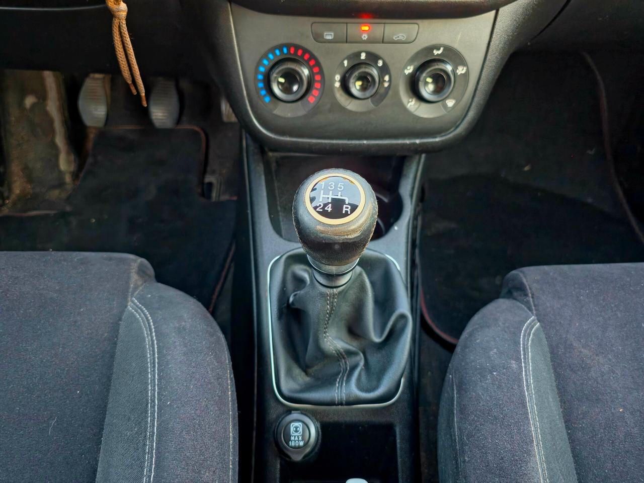 Fiat Punto 1.2 8V 5 porte Lounge GPL 2014-E6 Manuale NEO