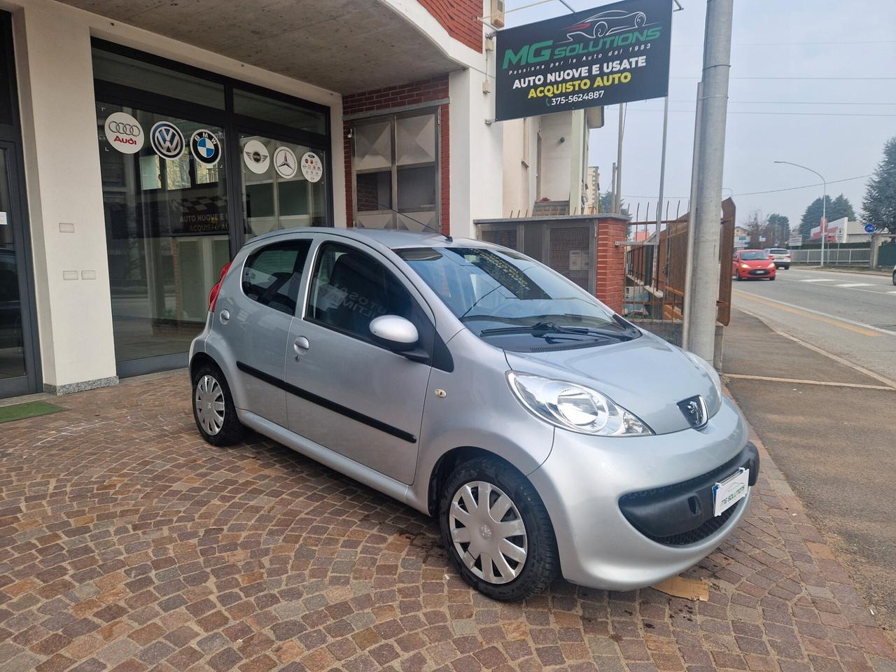 Peugeot 107 5p 1.0 68cv / FRIZIONE NUOVA