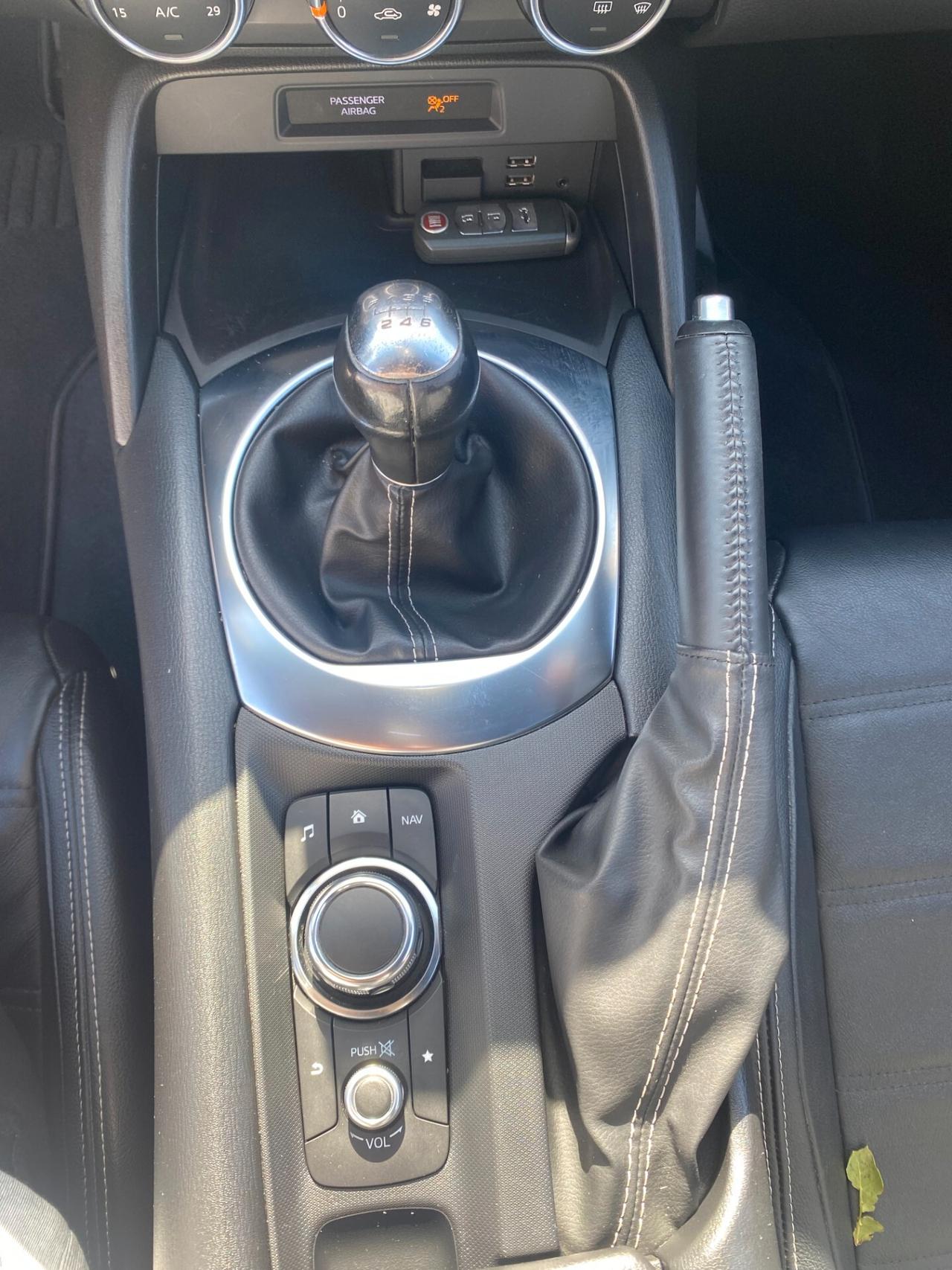 FIAT 124 Spider 1.4 M-air 140CV LUSSO Navi/FullLED-PARI AL NUOVO!