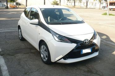 Toyota Aygo 1.0 VVT-i 69 CV 5 porte x-business