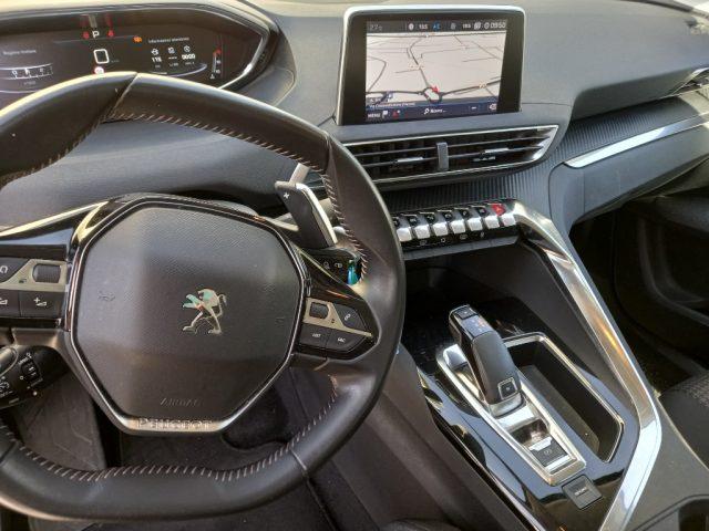 PEUGEOT 3008 BlueHDi 130 S&S EAT8 Business