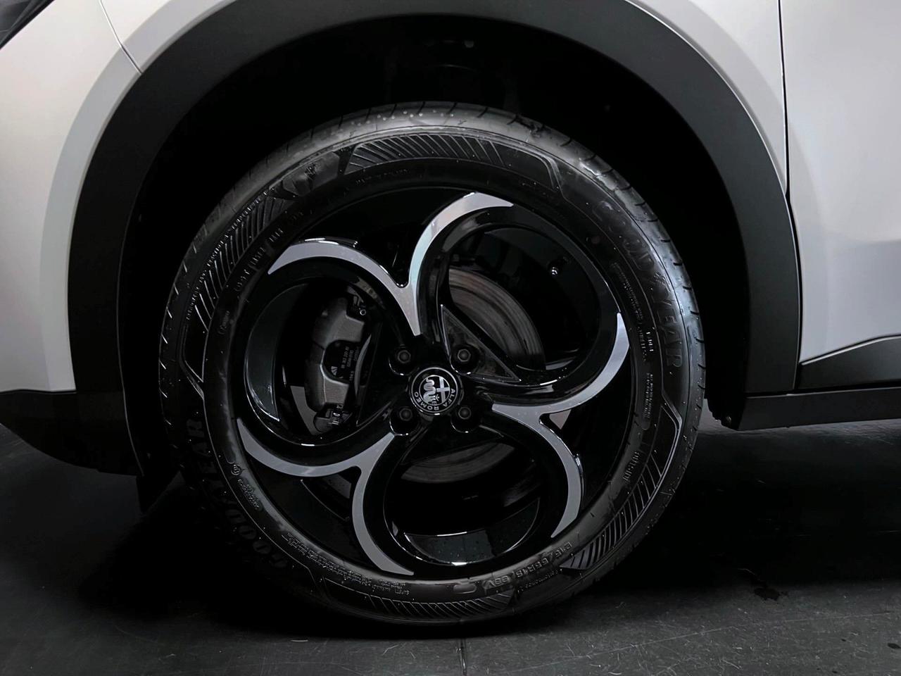 Alfa Romeo Junior 1.2 136 CV Hybrid eDCT6 Speciale