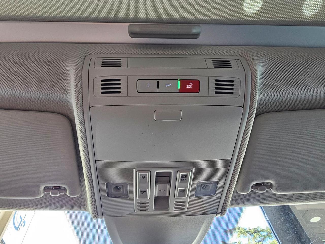 Volkswagen Taigo LIFE C16 Tetto Clima2Zone LED CarPlay Neopatentati