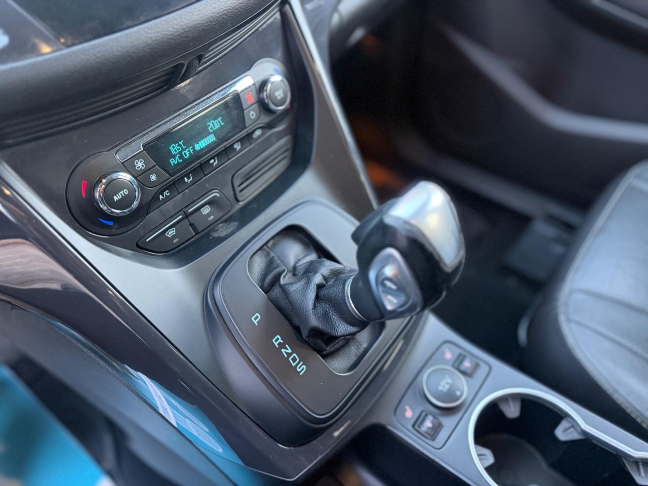 Ford Kuga 2.0 TDCI 163 CV 4WD Powershift Titanium