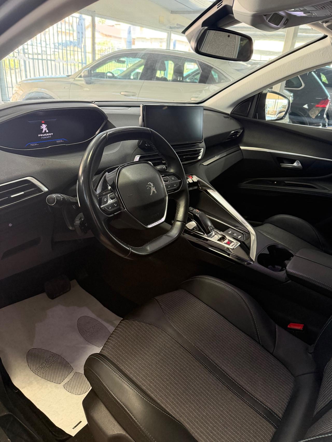 Peugeot 3008 BlueHDi 130 S&S EAT8 Active Pack