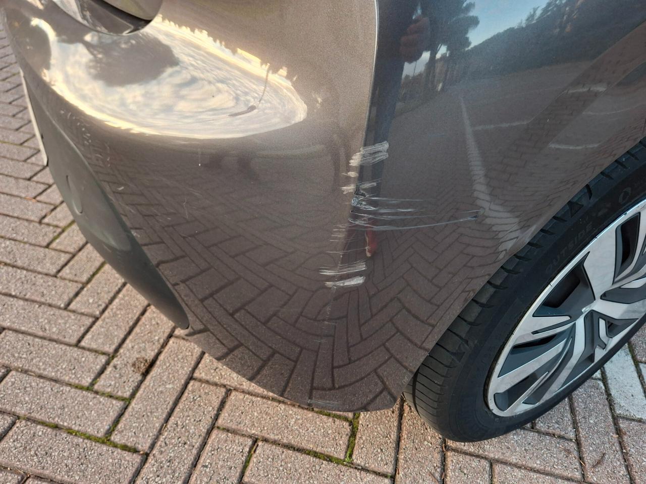 Peugeot 208 1.2 75cv Active - UNICO PROPRIETARIO