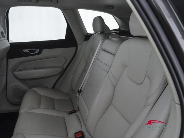 VOLVO XC60 D4 AWD Geartronic Business - PER OPERATORI DEL SET