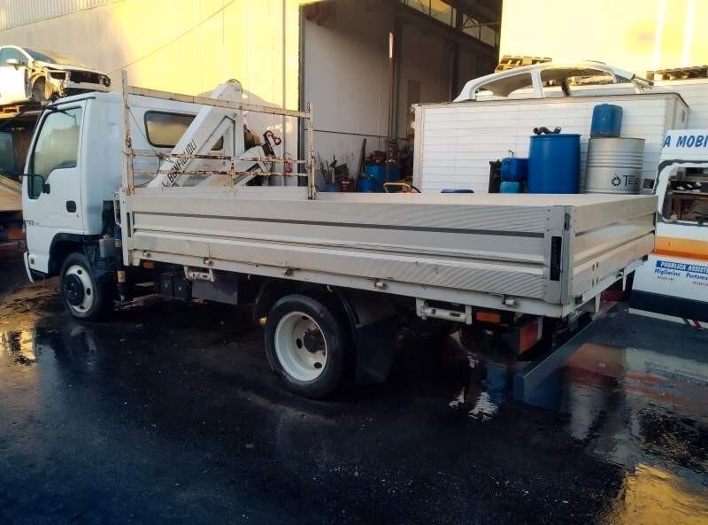 ISUZU NPR 77 L GRU CASSONE