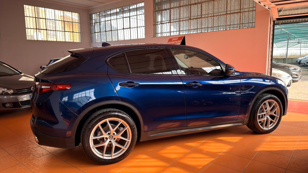Alfa Romeo Stelvio 2.2 Turbodiesel 210 CV AT8 Q4 Executive