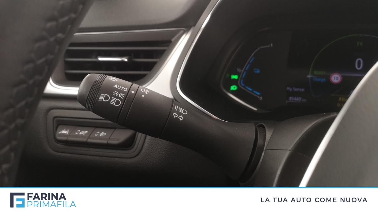 RENAULT Captur II 2019 - Captur 1.6 E-Tech hybrid Intens 145cv auto