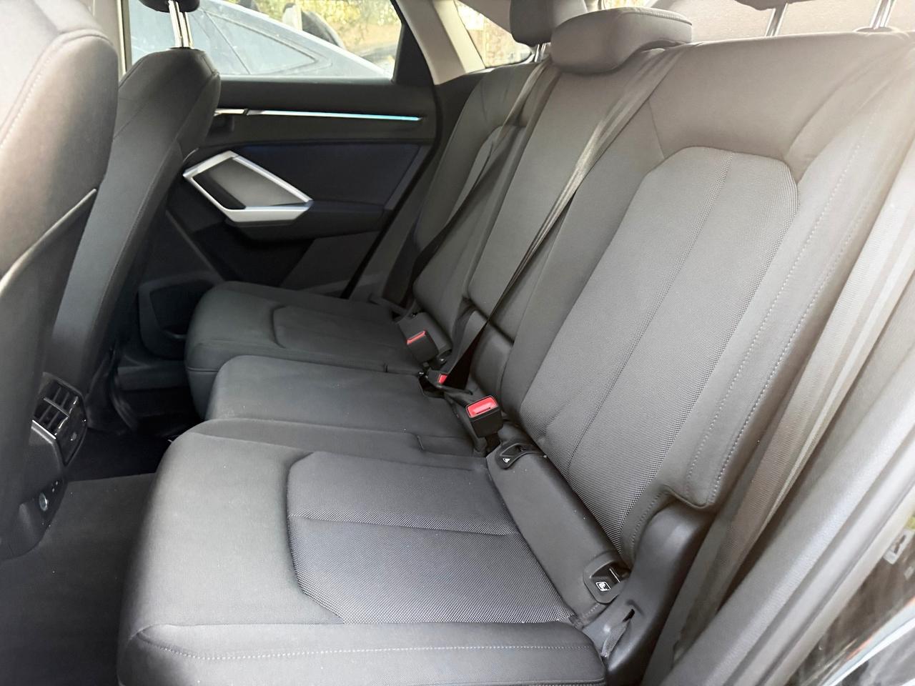 Audi Q3 2.0 TDI 35 SPB S-tronic INCIDENTATA - 2024