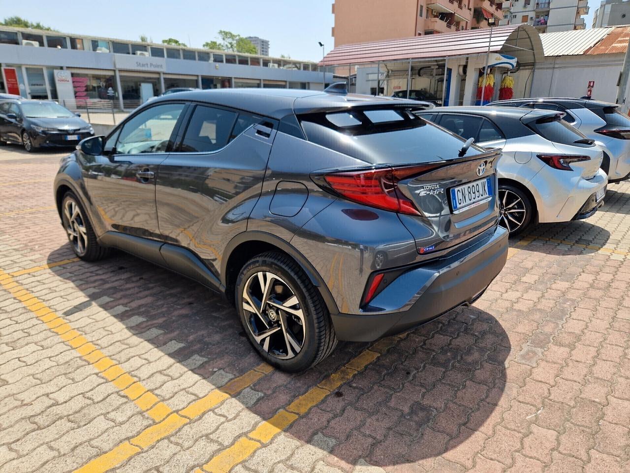 Toyota C-HR 1.8 Hybrid E-CVT Trend KM0