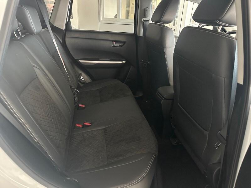 SUZUKI Vitara (2015) Vitara 1.4 Hybrid 4WD AllG...