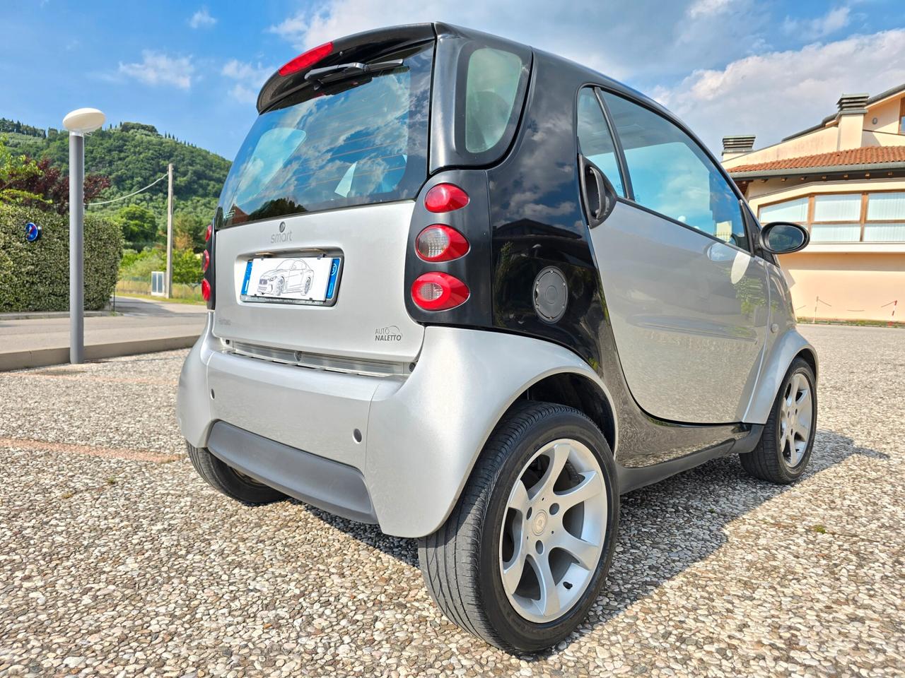 Smart ForTwo 700 pulse (45 kW) ok Neopatentati F1